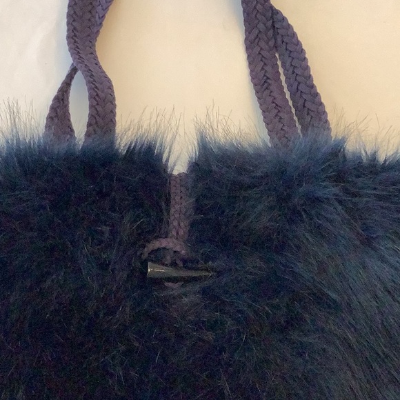 Navy tote - Picture 2 of 2